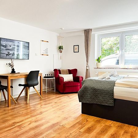 Modern Room With Netflix In Порта-Вестфаліка Екстер'єр фото